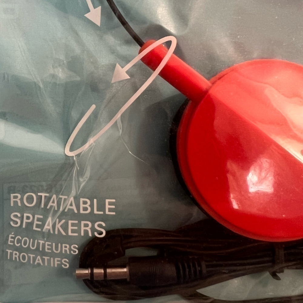 Kikkerland Wired Headphones - Picture 3 of 7